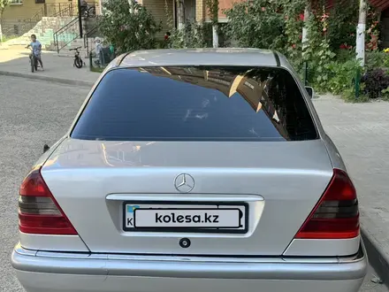 Mercedes-Benz C 220 1994 года за 3 000 000 тг. в Алматы – фото 4