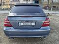 Mercedes-Benz E 320 2003 годаүшін5 300 000 тг. в Актау – фото 5