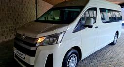 Toyota Hiace 2023 года за 27 900 000 тг. в Алматы