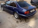 BMW 523 1998 года за 2 300 000 тг. в Астана – фото 2