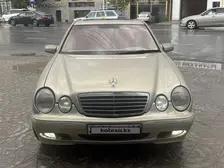 Mercedes-Benz E-Class, 2001