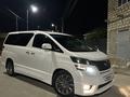 Toyota Vellfire 2010 года за 7 100 000 тг. в Атырау