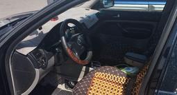 Volkswagen Golf 2000 годаүшін2 500 000 тг. в Алматы