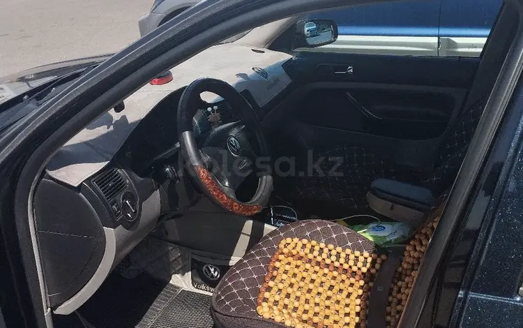 Volkswagen Golf 2000 года за 2 500 000 тг. в Алматы