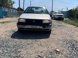 Volkswagen Vento 1992 года за 1 200 000 тг. в Семей – фото 2