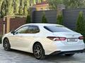 Toyota Camry 2023 года за 15 500 000 тг. в Актобе – фото 18