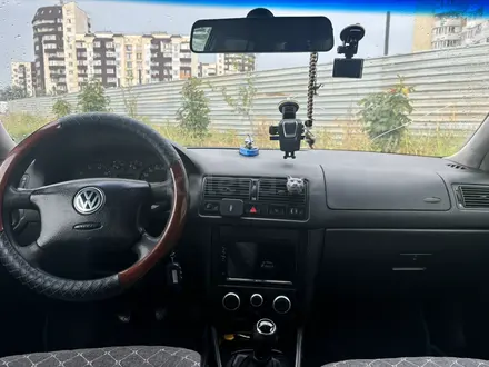 Volkswagen Golf 2000 года за 2 350 000 тг. в Алматы – фото 6