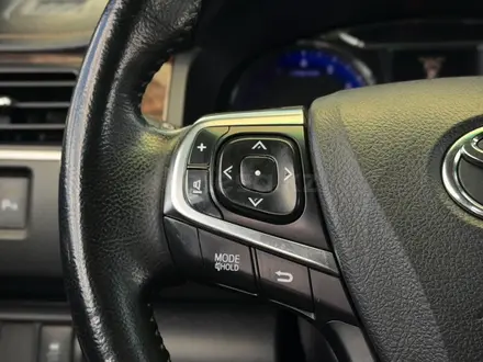 Toyota Camry 2016 года за 11 000 000 тг. в Караганда – фото 17
