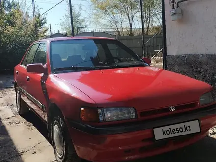 Mazda 323 1992 года за 670 000 тг. в Алматы – фото 2