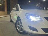 Opel Astra 2012 годаүшін3 400 000 тг. в Актау – фото 2