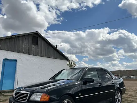 Mercedes-Benz C 280 1995 года за 1 950 000 тг. в Караганда – фото 2