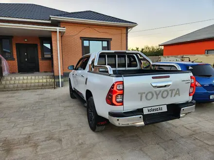 Toyota Hilux 2023 года за 25 000 000 тг. в Жанаозен – фото 5