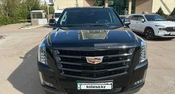 Cadillac Escalade 2020 года за 33 000 000 тг. в Астана