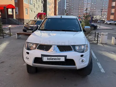 Mitsubishi L200 2011 года за 7 500 000 тг. в Павлодар