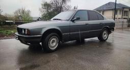 BMW 525 1990 года за 1 250 000 тг. в Алматы – фото 3