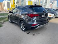 Hyundai Santa Fe 2017 годаүшін7 200 000 тг. в Астана