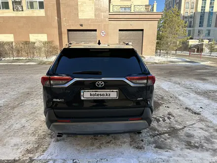 Toyota RAV4 2020 года за 16 200 000 тг. в Астана – фото 7