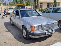 Mercedes-Benz E 220 1993 года за 2 250 000 тг. в Туркестан