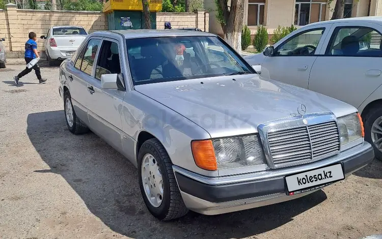 Mercedes-Benz E 220 1993 годаүшін2 250 000 тг. в Туркестан