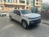 Chevrolet Silverado 2022 года за 25 000 000 тг. в Шымкент – фото 3