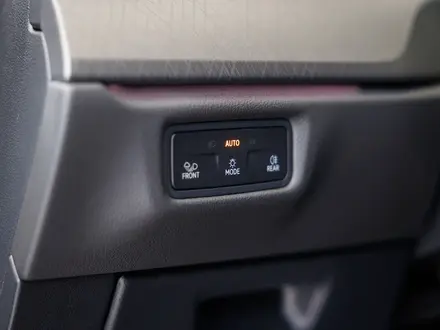 Volkswagen Talagon R-Line 2026 года за 27 410 000 тг. в Актау – фото 38