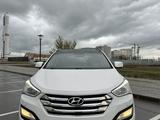 Hyundai Santa Fe 2014 года за 10 500 000 тг. в Астана – фото 2