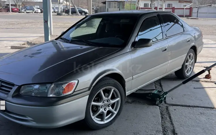 Toyota Camry 2001 годаүшін2 800 000 тг. в Жаркент