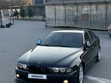 BMW 525 1999 года за 3 600 000 тг. в Шымкент – фото 2