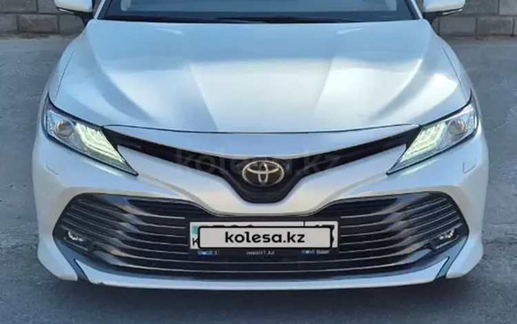 Toyota Camry 2019 года за 14 300 000 тг. в Шымкент