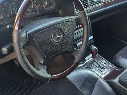 Mercedes-Benz S 320 1997 года за 6 500 000 тг. в Алматы – фото 13