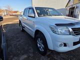 Toyota Hilux 2013 года за 12 000 000 тг. в Караганда