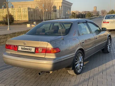 Toyota Camry 2000 года за 5 500 000 тг. в Туркестан – фото 11