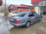 Mercedes-Benz E 230 1997 года за 2 600 000 тг. в Павлодар – фото 4