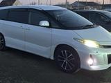 Toyota Estima 2013 года за 7 870 000 тг. в Семей