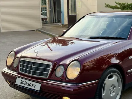 Mercedes-Benz E 320 1999 года за 4 600 000 тг. в Алматы – фото 4