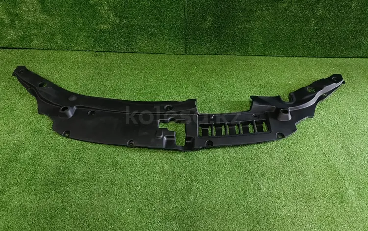 Оригинальная накладка на радиатор от Toyota Camry 55 Европеец за 25 000 тг. в Алматы