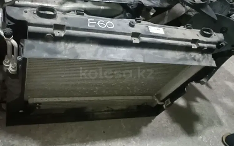 Радиатор BMW 5 (E60) M54 дорест, оригинал за 45 000 тг. в Алматы