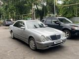 Mercedes-Benz E 200 2000 годаүшін4 000 000 тг. в Алматы