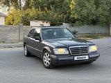 Mercedes-Benz E 220 1995 годаfor1 800 000 тг. в Шымкент
