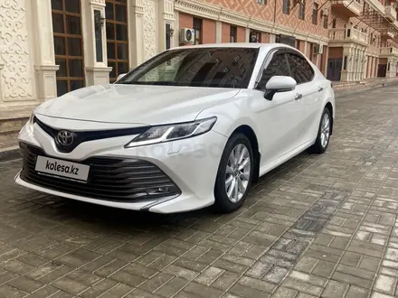 Toyota Camry 2020 года за 13 500 000 тг. в Актау – фото 3