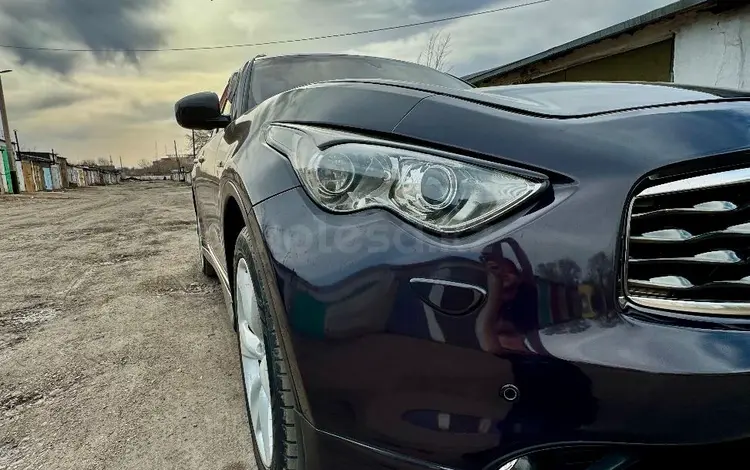 Infiniti FX35 2008 года за 9 000 000 тг. в Караганда