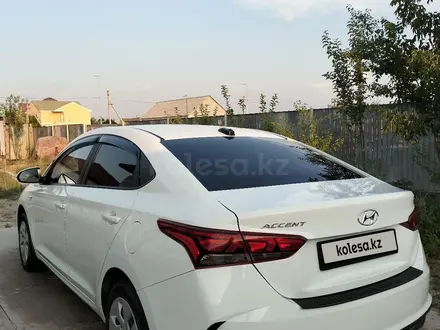 Hyundai Accent 2020 года за 6 400 000 тг. в Атырау – фото 4