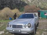 Mercedes-Benz E 230 1998 годаүшін2 850 000 тг. в Сарыагаш – фото 3