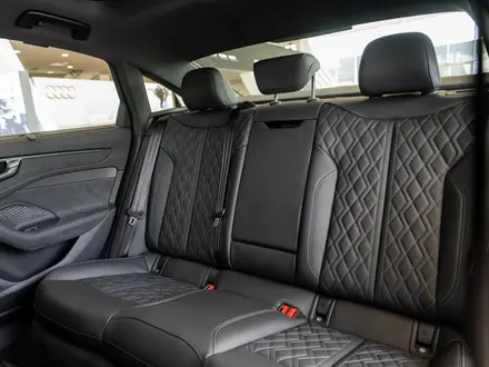 Audi A6 3.0 TFSI Quattro 2026 года за 61 110 000 тг. в Алматы – фото 34