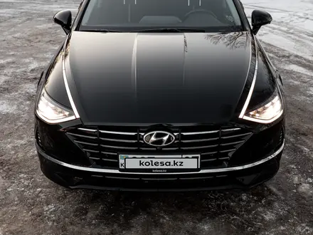 Hyundai Sonata 2022 года за 12 300 000 тг. в Уральск – фото 16