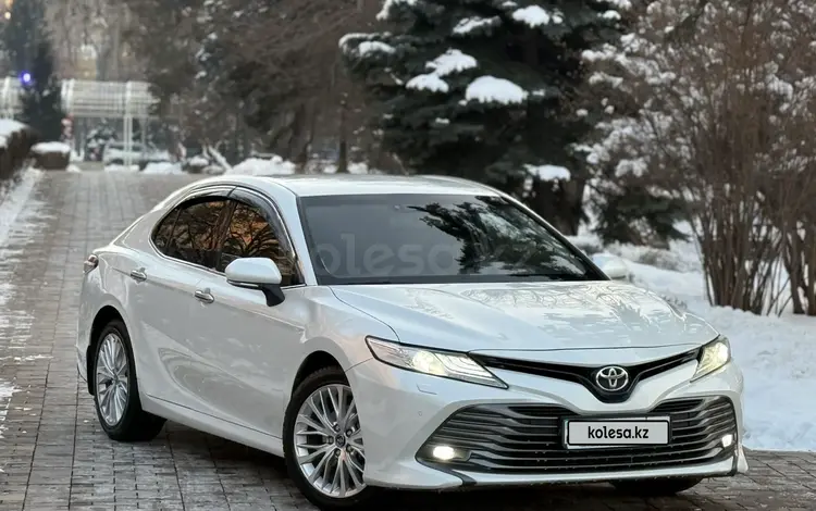 Toyota Camry 2019 годаfor14 200 000 тг. в Алматы