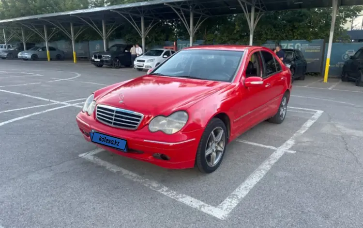 Mercedes-Benz C 200 2001 года за 2 390 000 тг. в Алматы