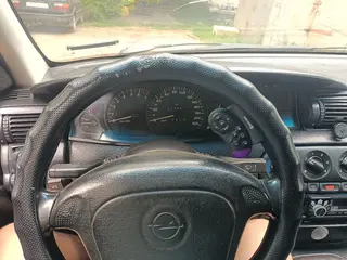 Opel Omega, 1994