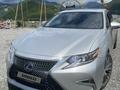 Lexus ES 300h 2014 годаfor9 000 000 тг. в Актау