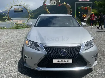 Lexus ES 300h 2014 года за 9 000 000 тг. в Актау – фото 6